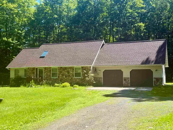 N3190 Woodland, Iron Mountain, MI 49801