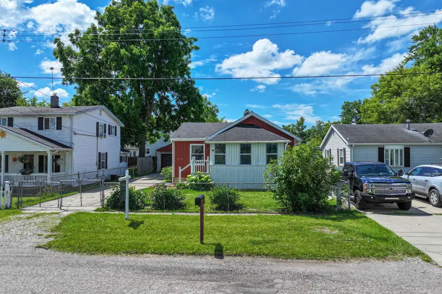 1039 W Whittemore, Flint, MI 48507 - #3