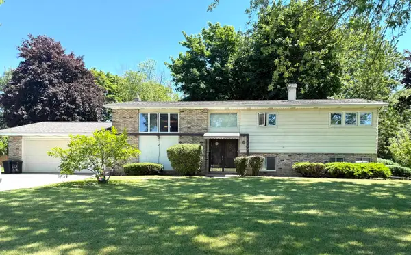 1720 Kaczmarek, Essexville, MI 48732