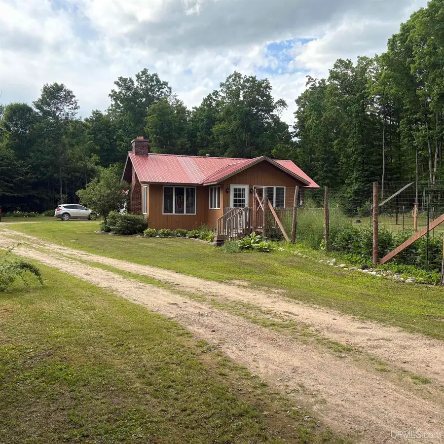 12152 Co Rd 442, Rapid River, MI 49878 - #2
