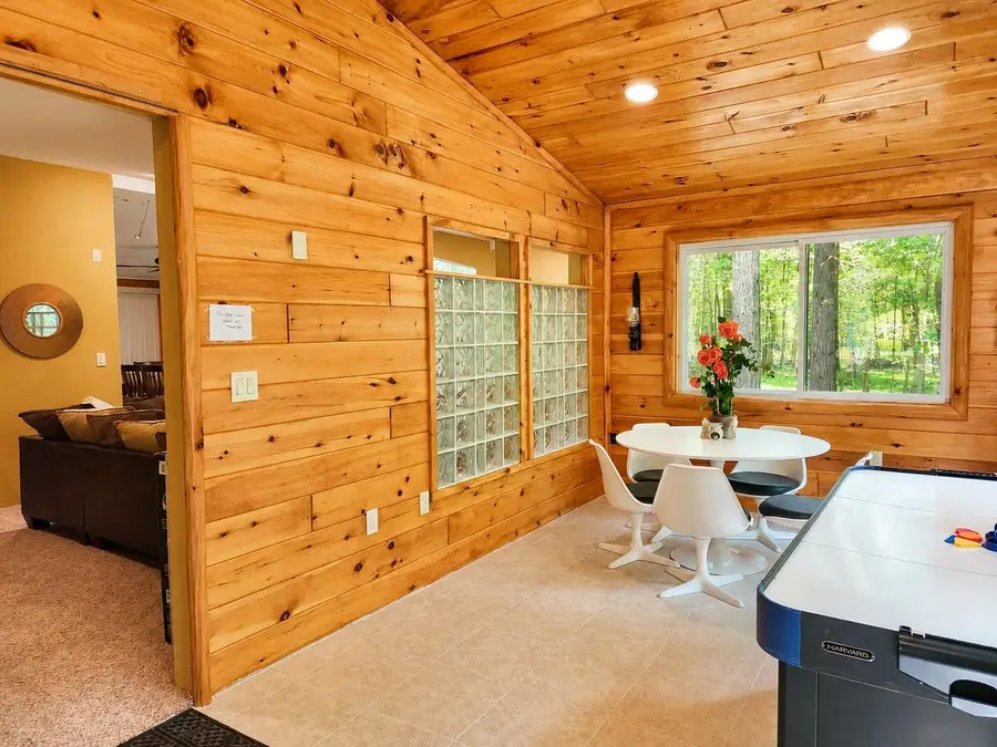 5055 Wolf, Farwell, MI 48622 - #3