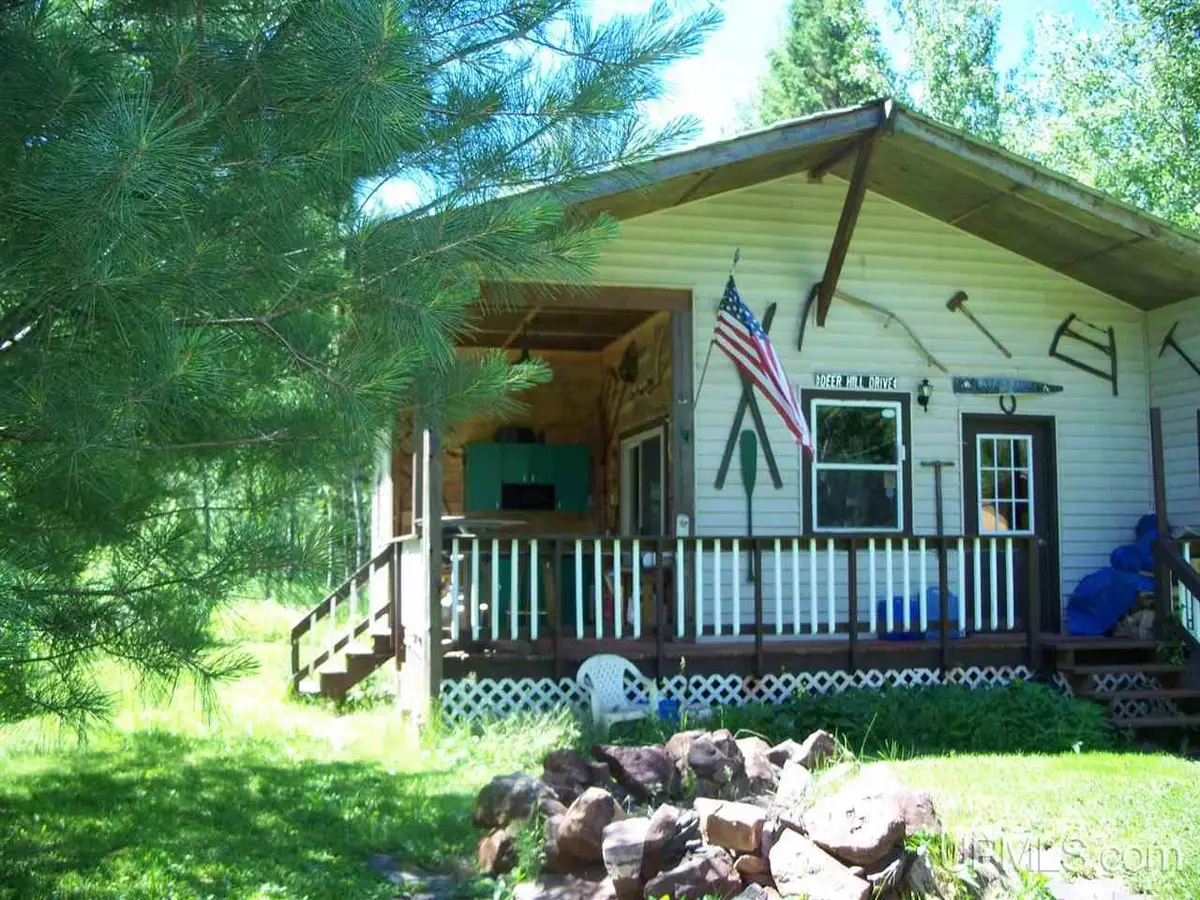 8275 4th, Ramsay, MI 49959 - #1