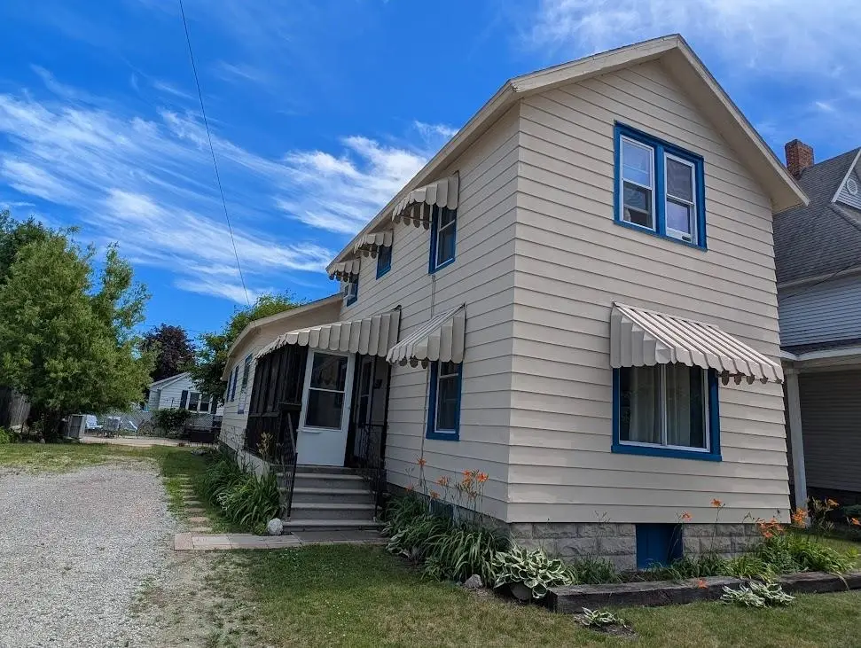213 S Henry, Bay City, MI 48706 - #1