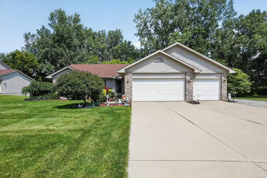 1433 Newcastle, Davison, MI 48423 - #2