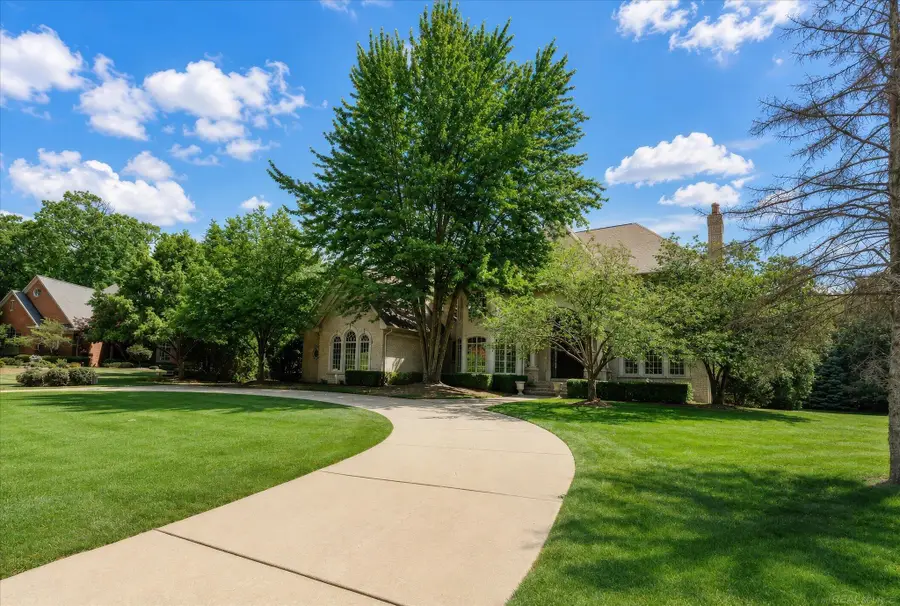 5539 Carrollton, Rochester, MI 48306 - #2