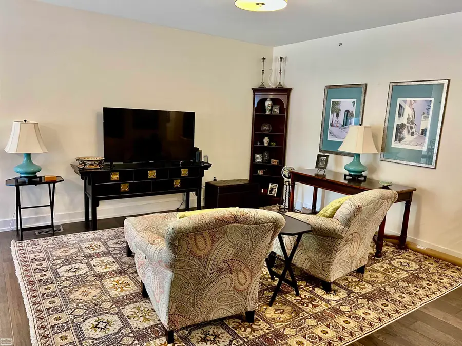 5656 Flagstaff Pines #402, Shelby, MI 48317 - #2