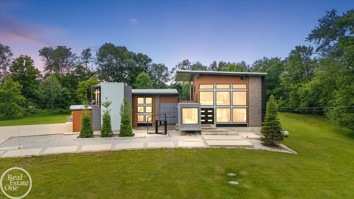 850 Frick, Addison, MI 48367 - #1