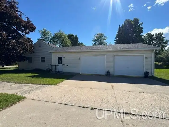 1602 Minneapolis, Gladstone, MI 49837 - #2
