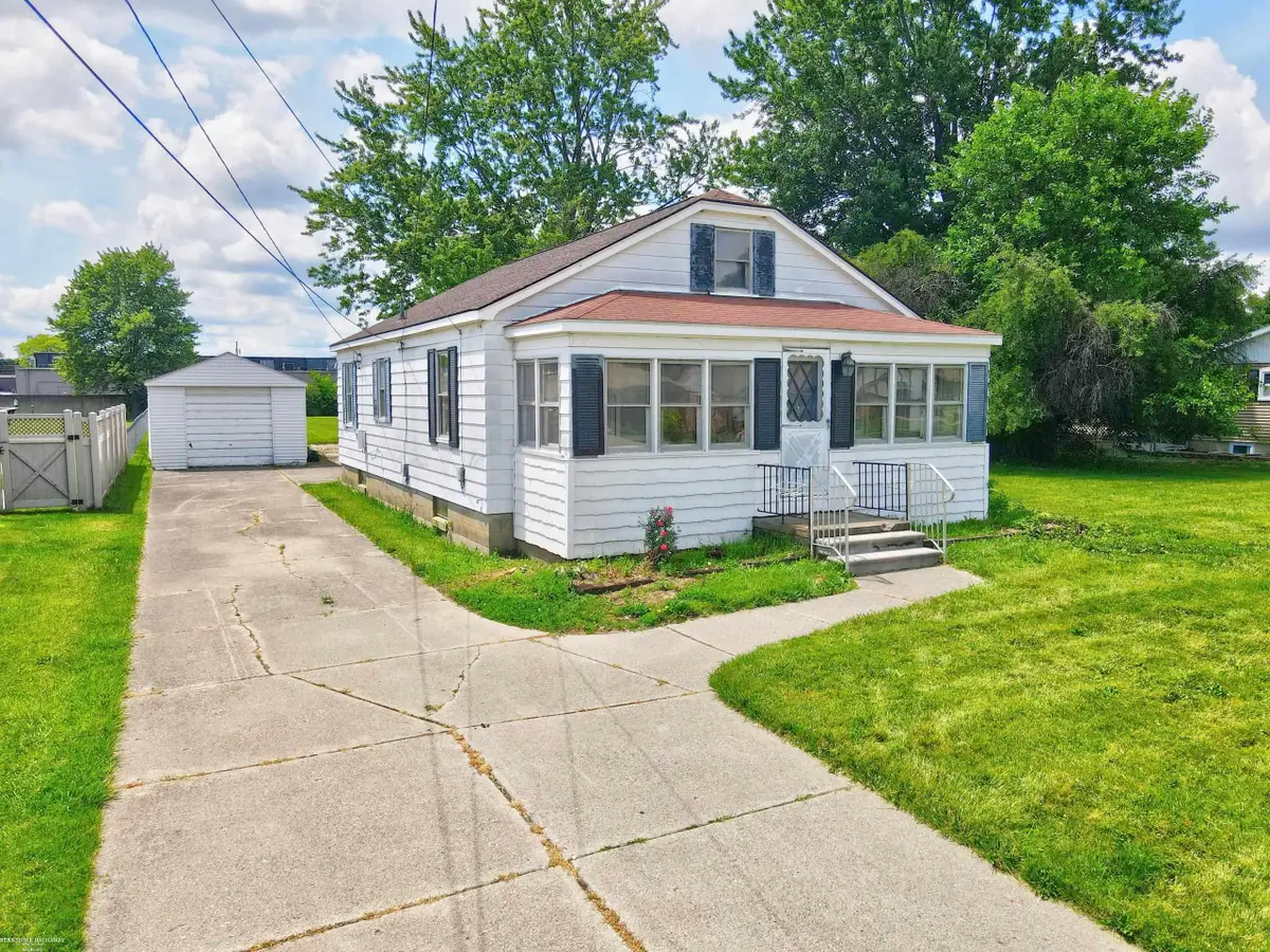 37191 Dundee, Sterling Heights, MI 48310 - #1
