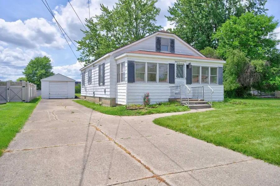 37191 Dundee, Sterling Heights, MI 48310 - #3