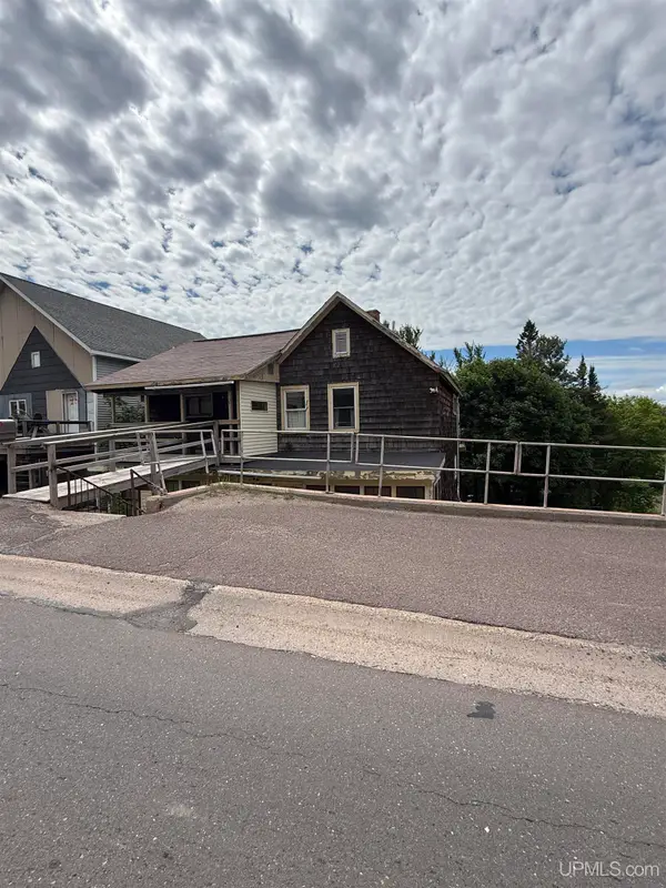 406 N Lincoln, Hancock, MI 49930