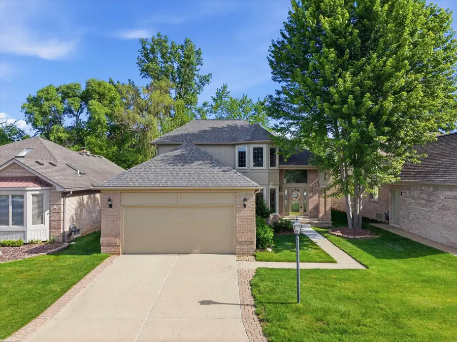 6737 Copper Creek, Washington, MI 48094 - #2