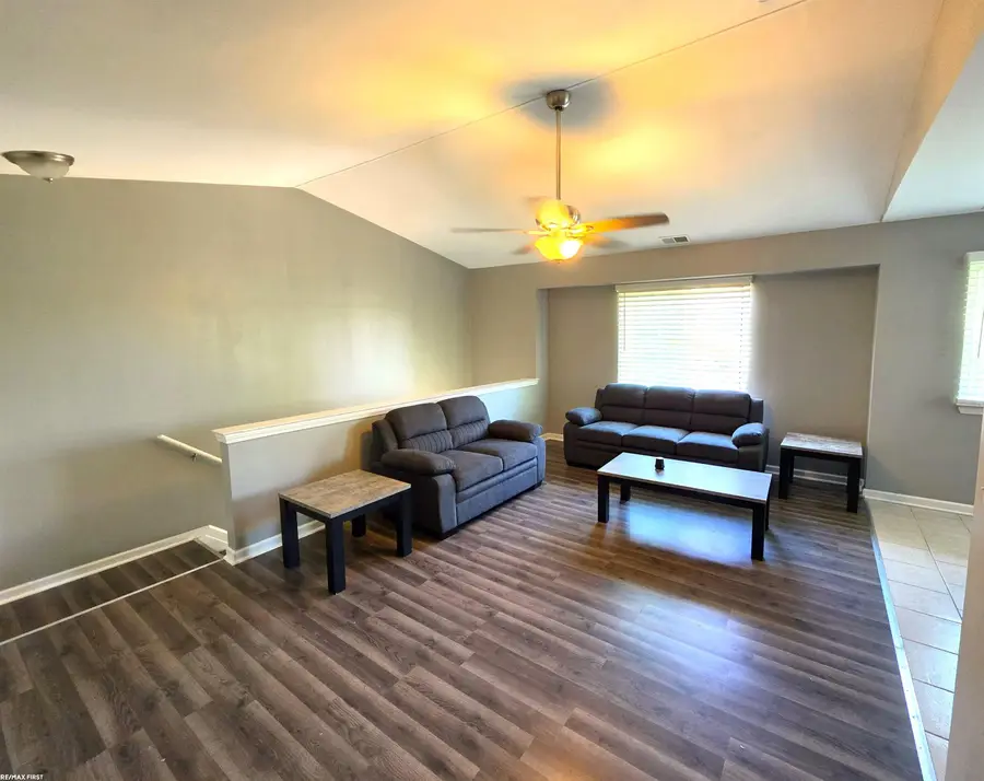 17438 Utica Oaks, Roseville, MI 48066 - #2