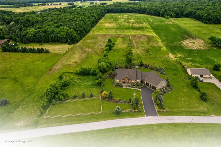 7670 E Curtis, Frankenmuth, MI 48734 - #2