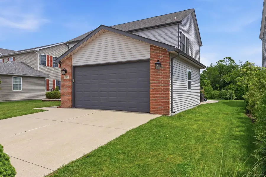 45622 Lone Pine, Macomb, MI 48044 - #2