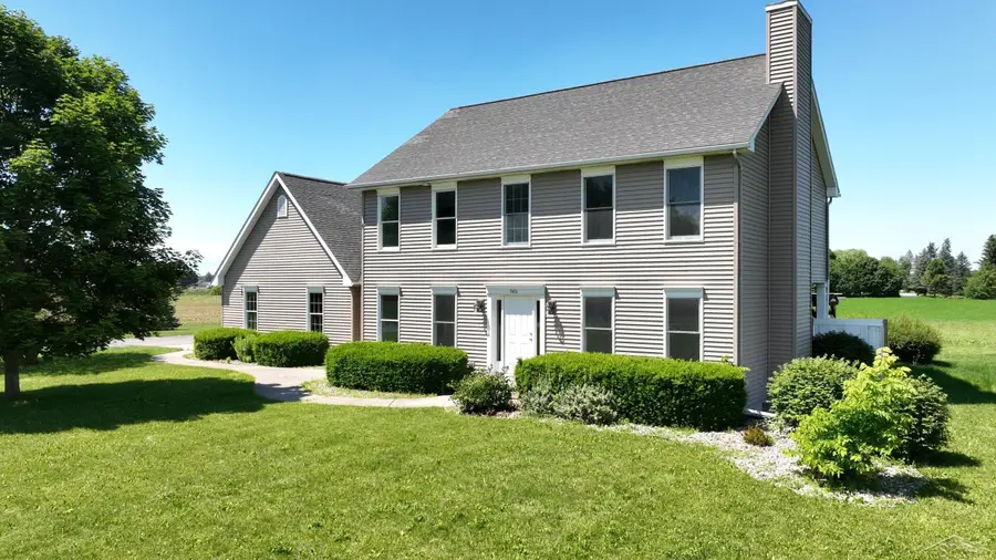 9451 W Tuscola, Frankenmuth, MI 48734 - #2