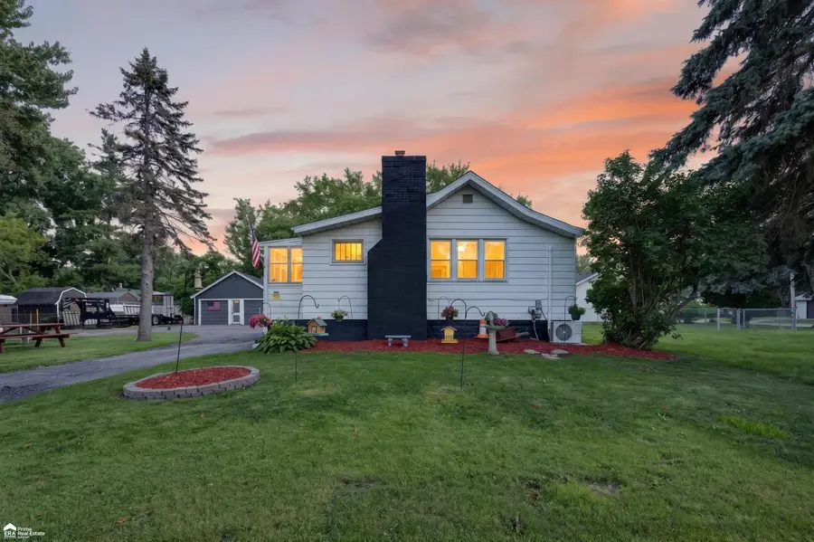 1442 Natalie, Burton, MI 48529 - #2