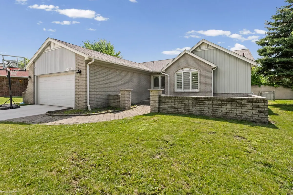 47121 Barbara, Macomb, MI 48044 - #1