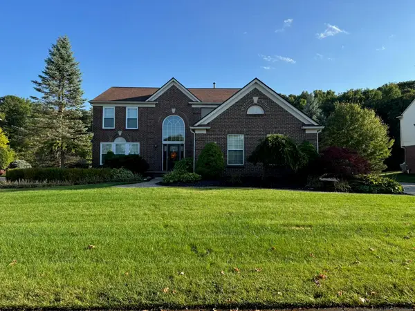 48805 Rockefeller, Canton, MI 48188