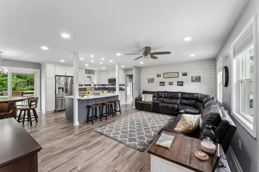 3084 Eugene, Burton, MI 48519 - #3
