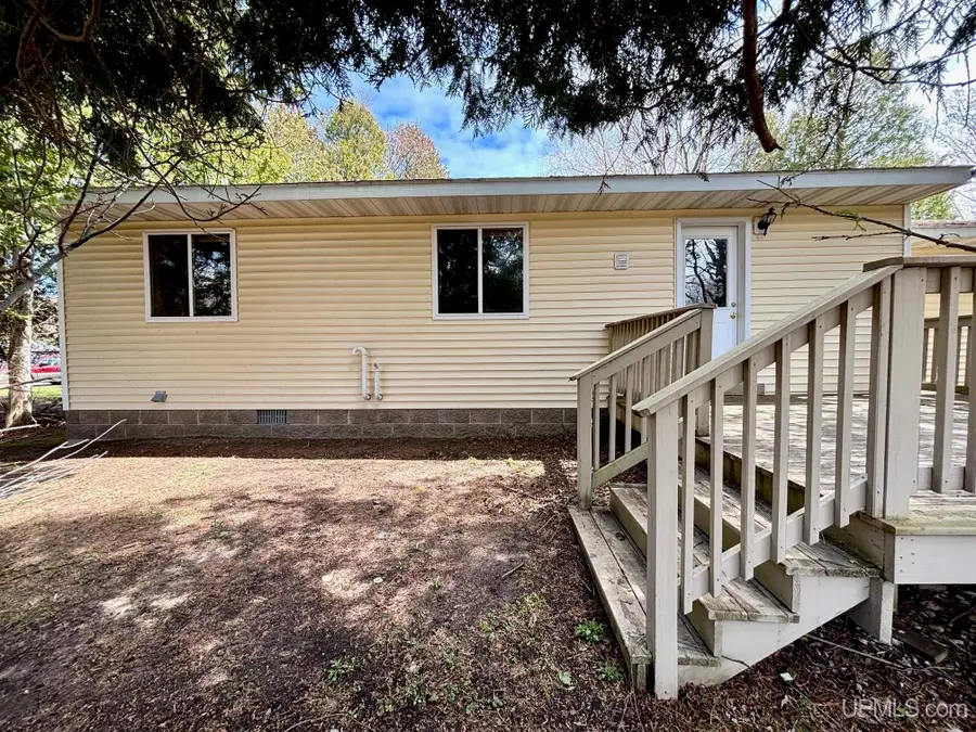 2085 Van Evera, Marquette, MI 49855 - #2