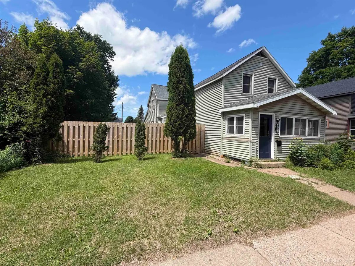 107 E Peck, Negaunee, MI 49866 - #1