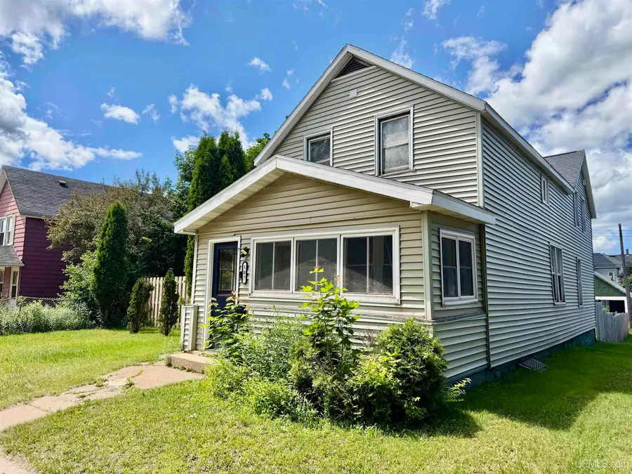 107 E Peck, Negaunee, MI 49866 - #2
