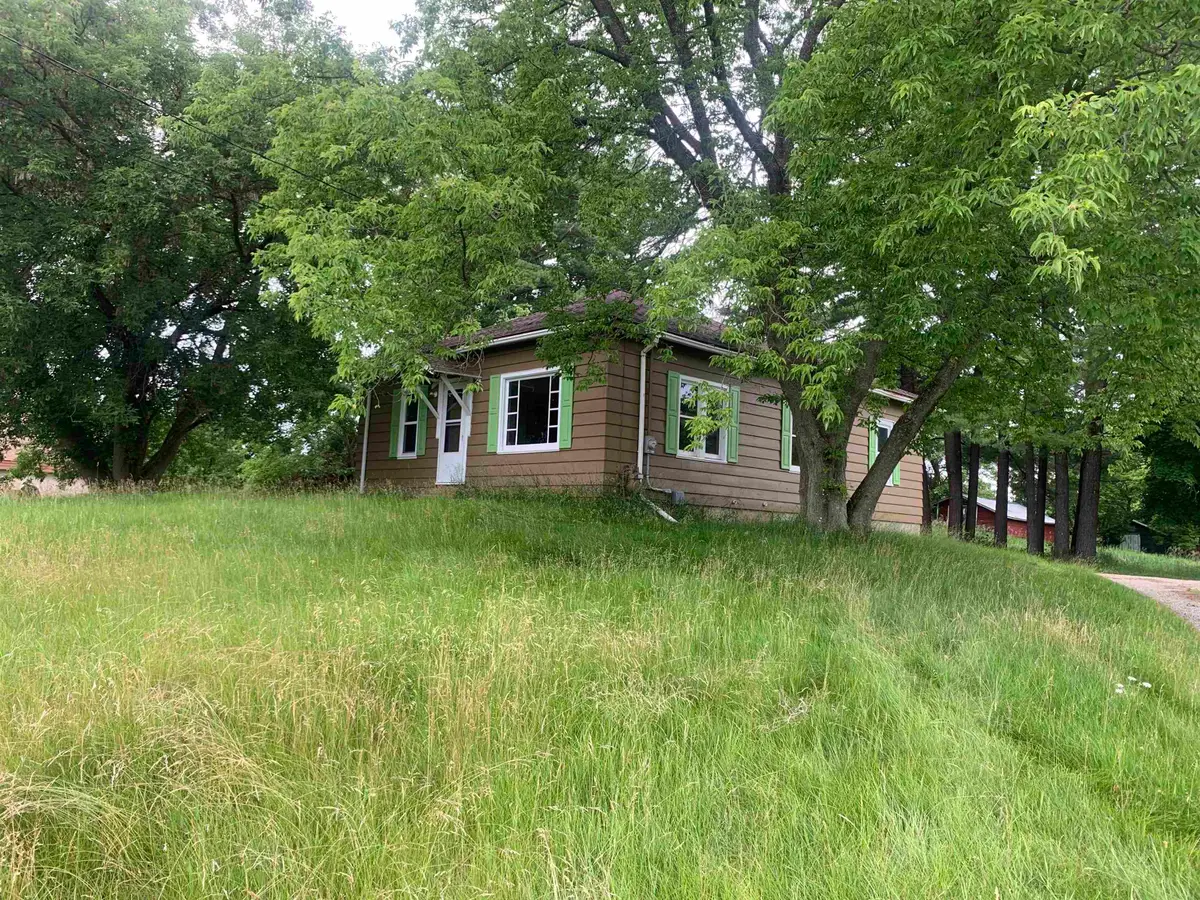 544 S M-18, Gladwin, MI 48624 - #1