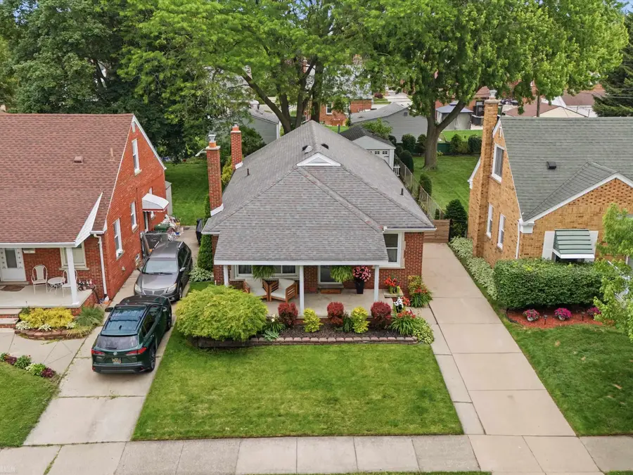 7829 Buckingham, Allen Park, MI 48101 - #2