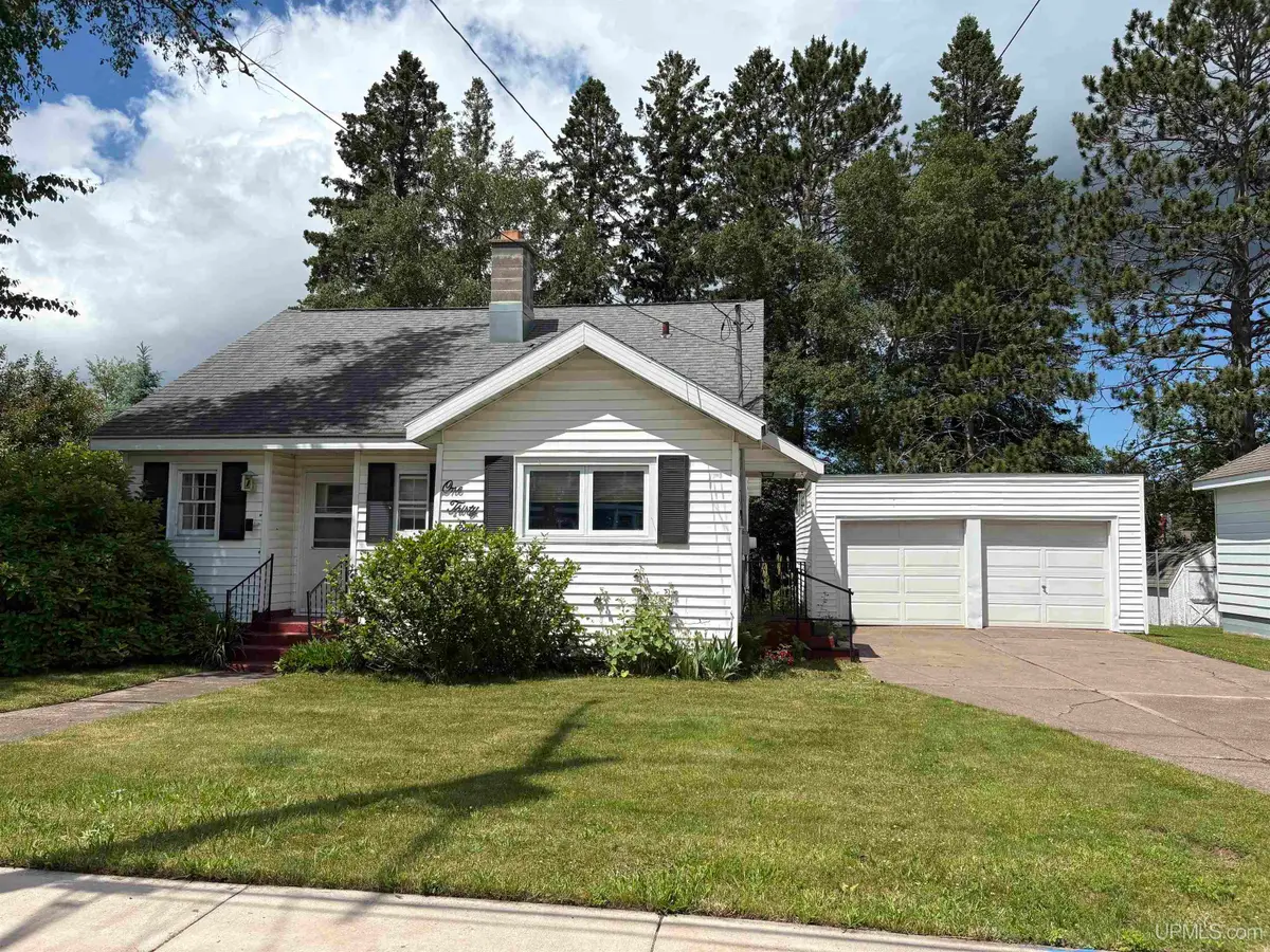 138 E Francis, Ironwood, MI 49938 - #1