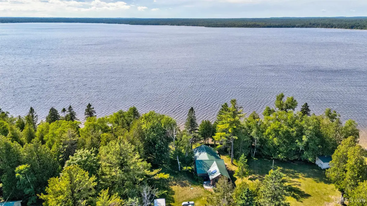 703 N Corbridge, Gulliver, MI 49840 - #1