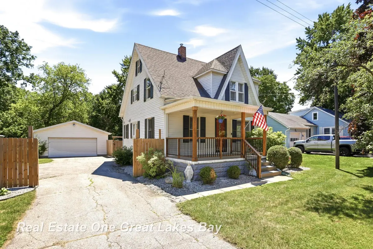 2250 Hemmeter, Saginaw, MI 48603 - #1