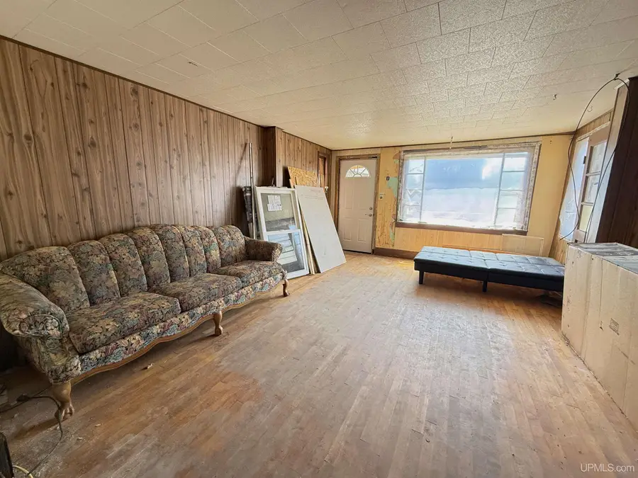25396 Portland, Calumet, MI 49913 - #3