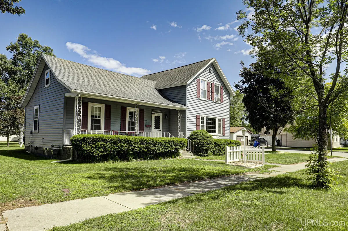 300 N Beebe, Peshtigo, WI 54157 - #1