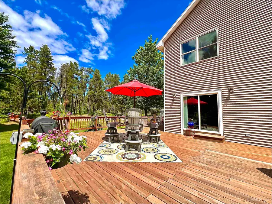 1289 E M28, Marquette, MI 49855 - #2