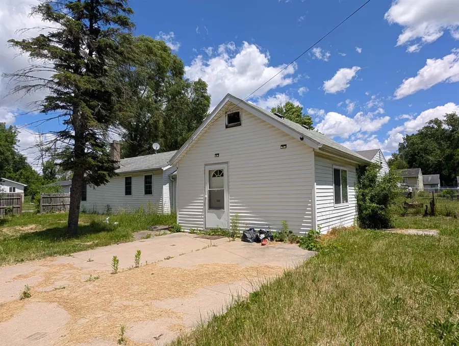 2286 California, Saginaw, MI 48601 - #2