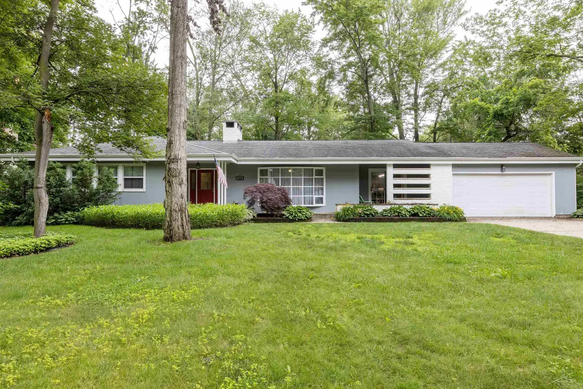 1506 Timber, Midland, MI 48642 - #1
