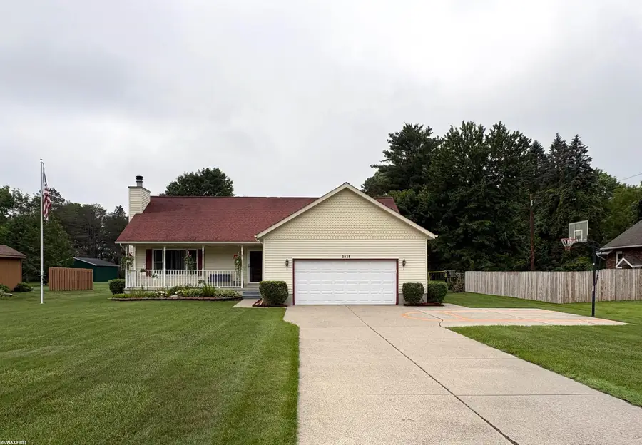 2835 W Water, Port Huron, MI 48060 - #2