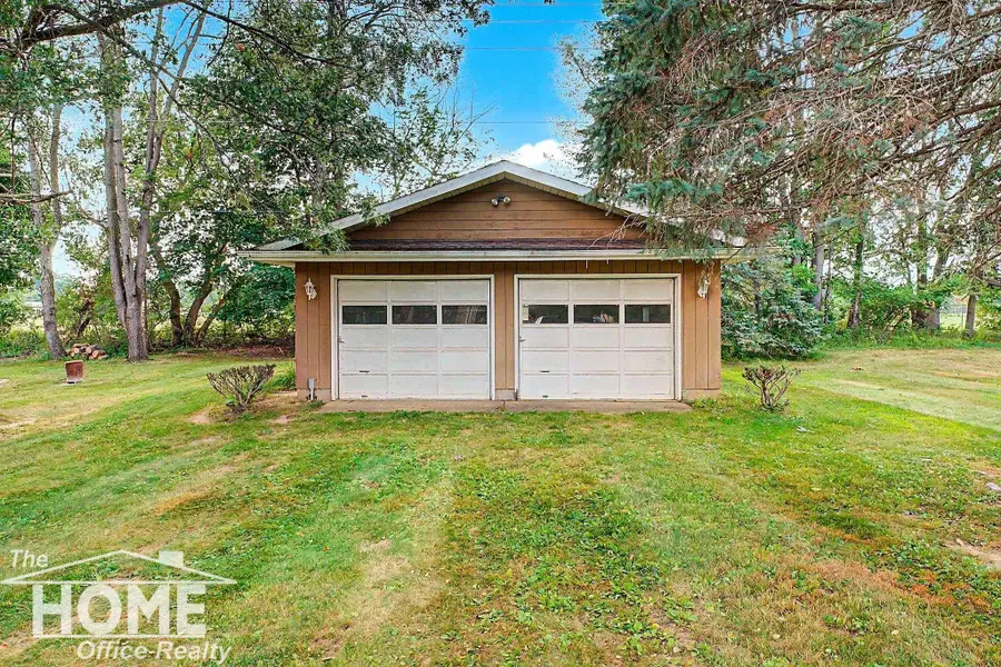 7868 Woodbury, Laingsburg, MI 48848 - #2