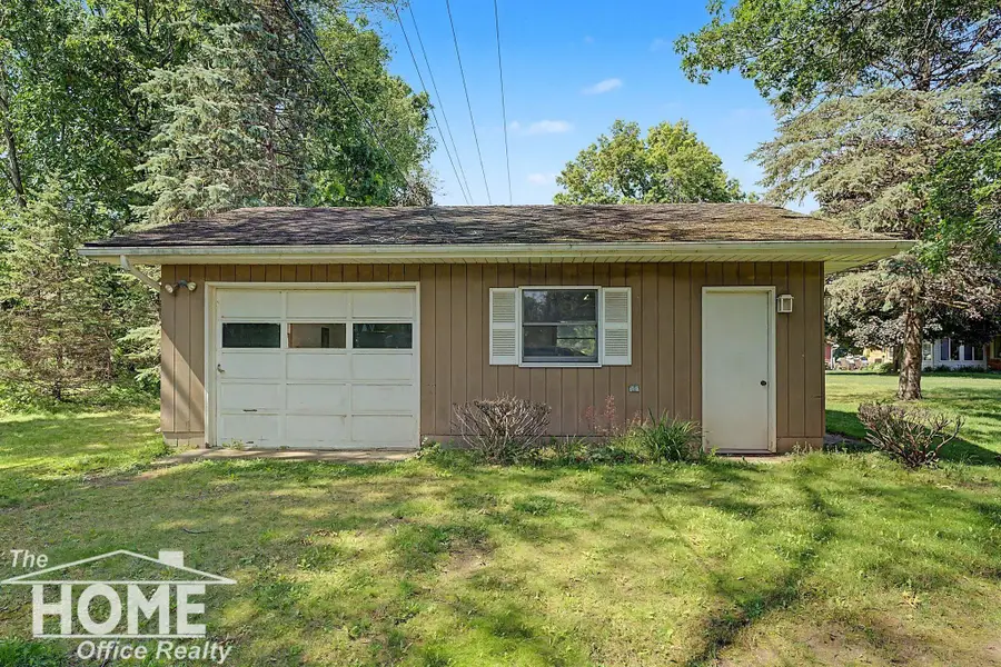 7868 Woodbury, Laingsburg, MI 48848 - #3