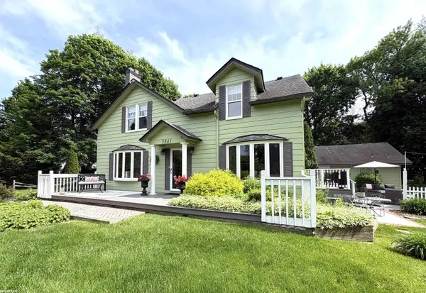 3841 Covert, Waterford, MI 48328