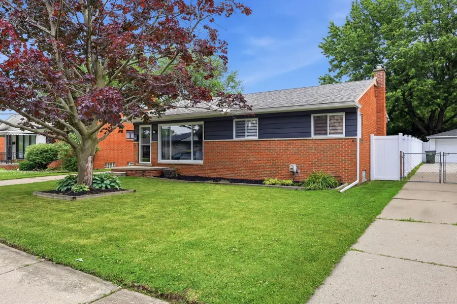 22507 Socia, Saint Clair Shores, MI 48082 - #3