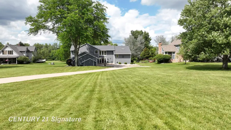 7492 River, Flushing, MI 48433 - #2