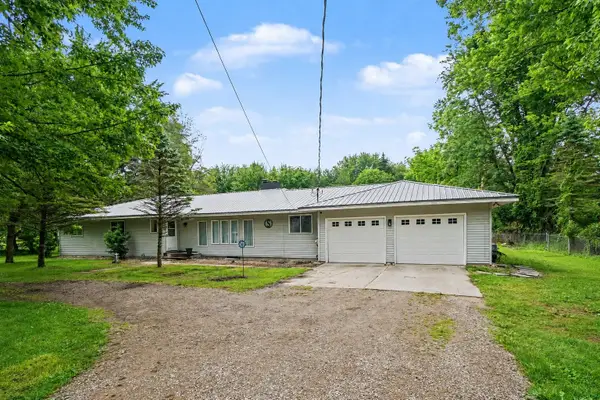 1469 S Colling, Caro, MI 48723