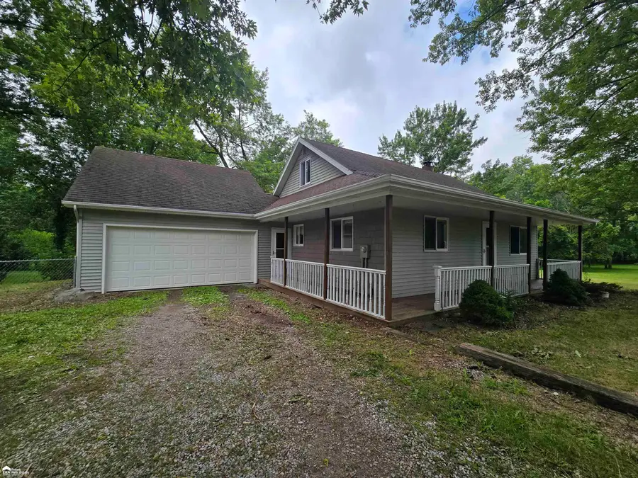819 W Summit, Durand, MI 48429 - #2