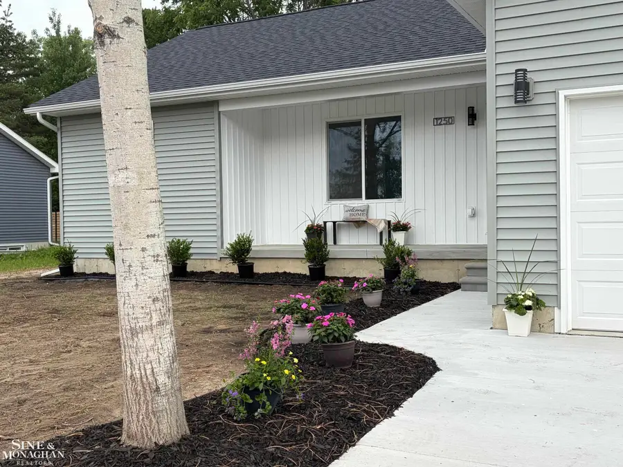 1250 18th, Marysville, MI 48040 - #3