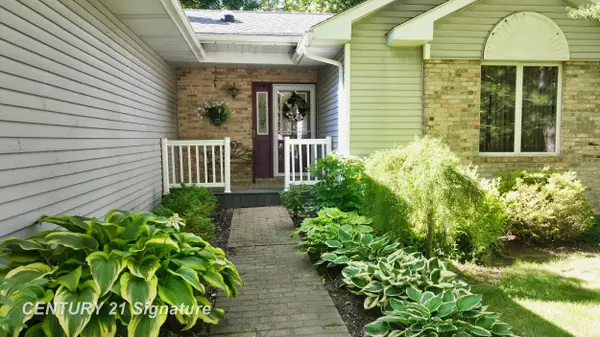 217 Dutch Mill, Flushing, MI 48433