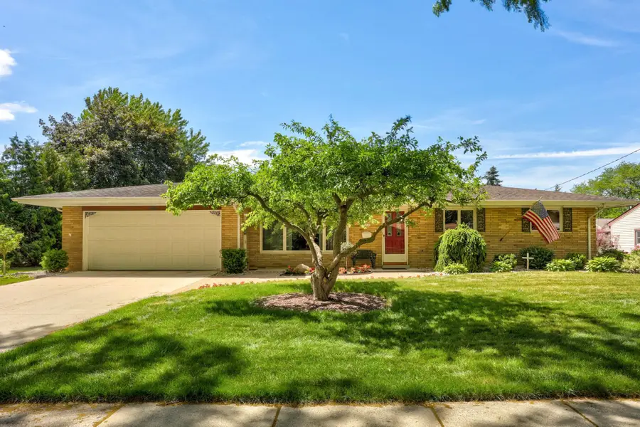 629 Eastgate, Frankenmuth, MI 48734 - #2