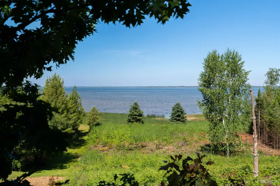 8931 00.25, Garden, MI 49835 - #2