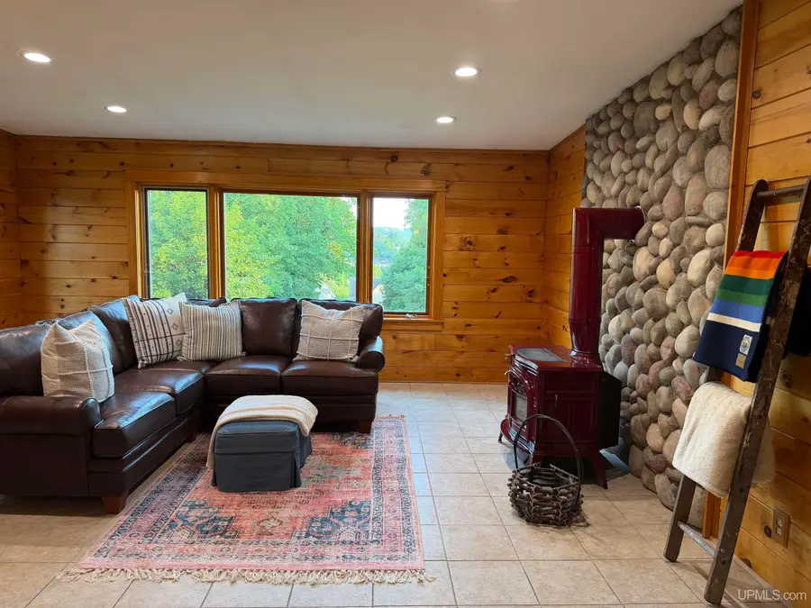 337 W Ridge, Marquette, MI 49855 - #3